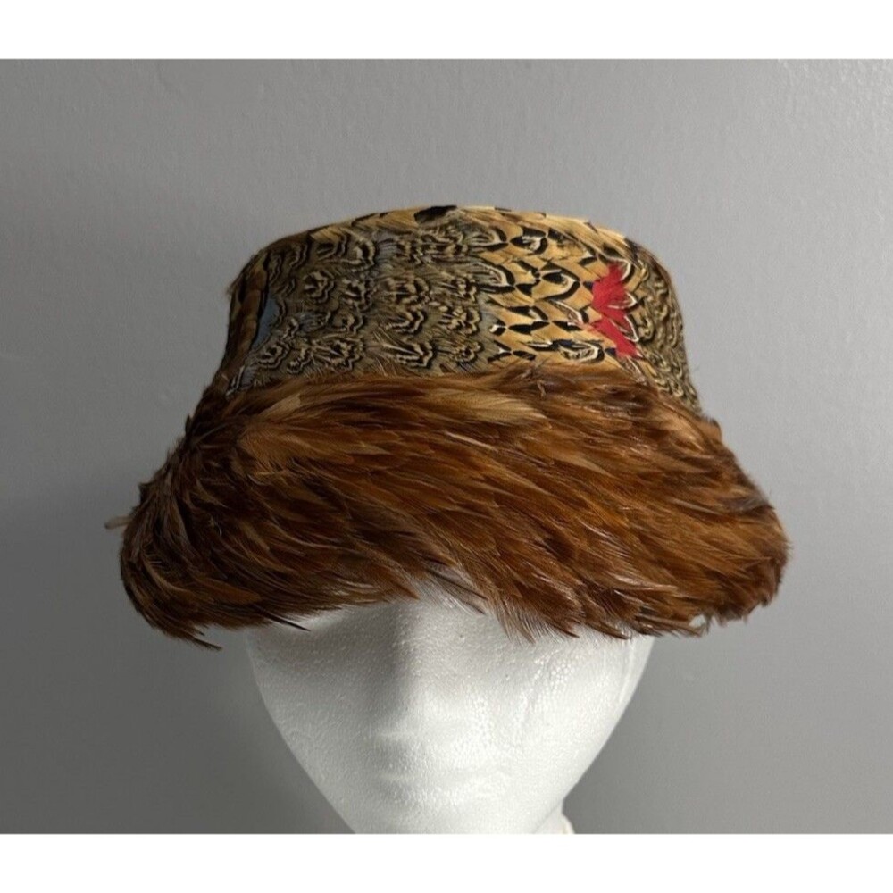 Vintage Women’s Unbranded Pheasant Feather Hat Church Hat EUC No Tag